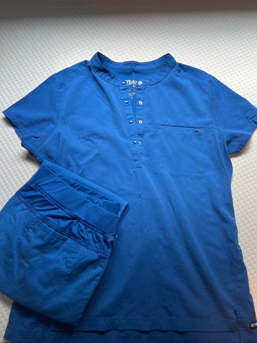 Grey's Anatomy Royal Blue Short-Sleeve Button-Placket Scrub Top and bottom set